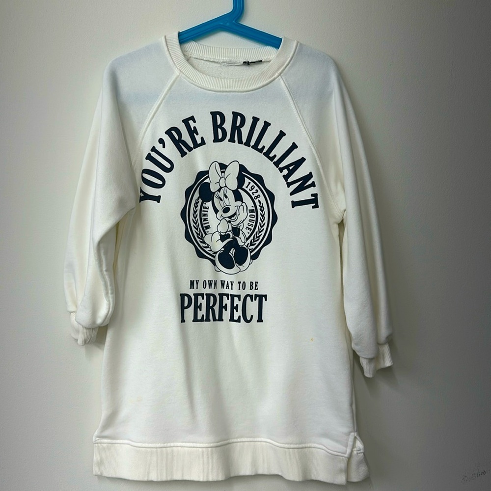 sweatshirt